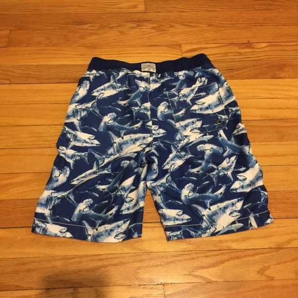 Gap boys Swim Trunks and short sleeve polo shirt 8 - Picture 5 of 8